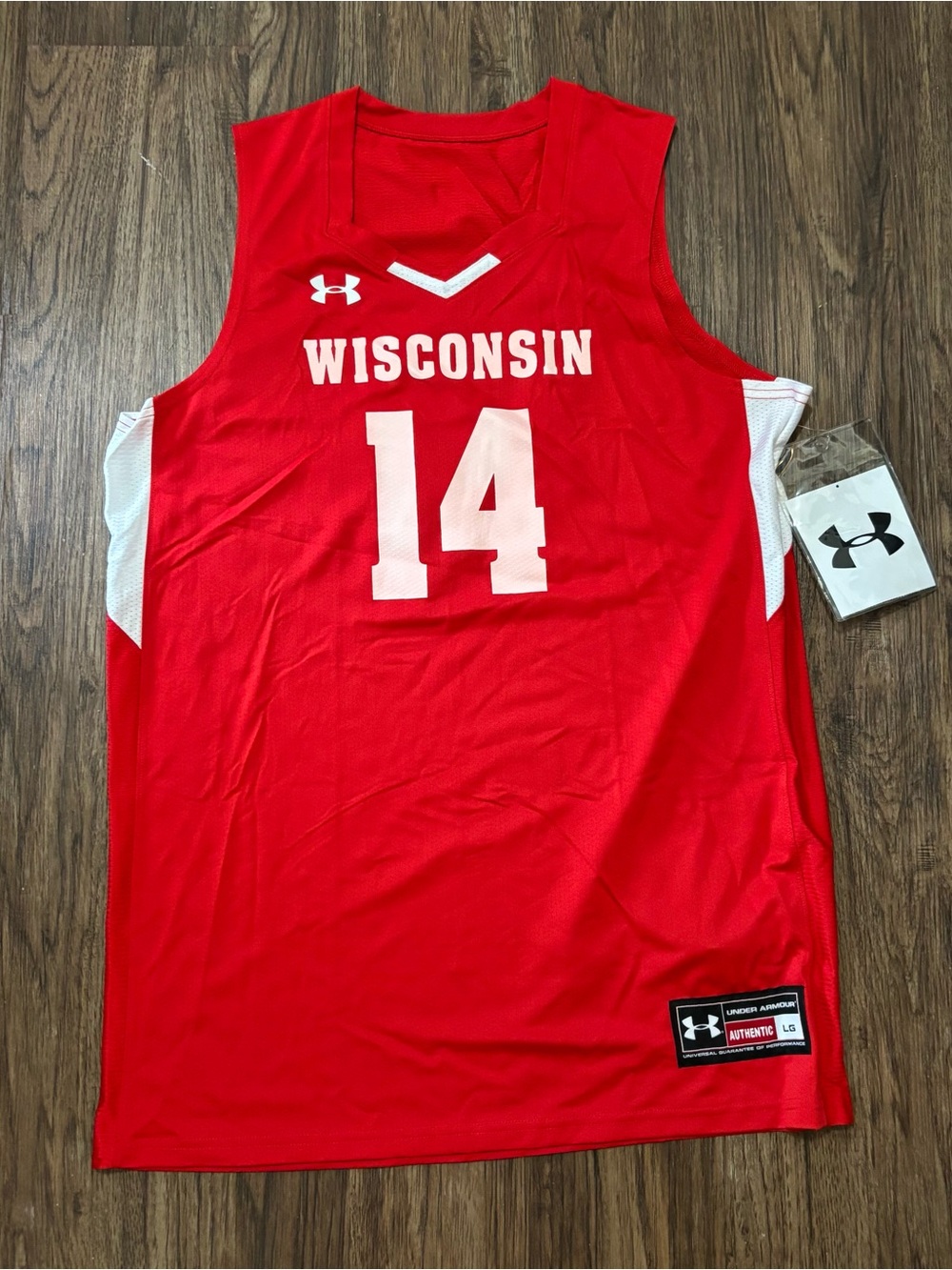 Under Armour Wisconsin Badgers #14 Basketball Jersey Red White NWT Large